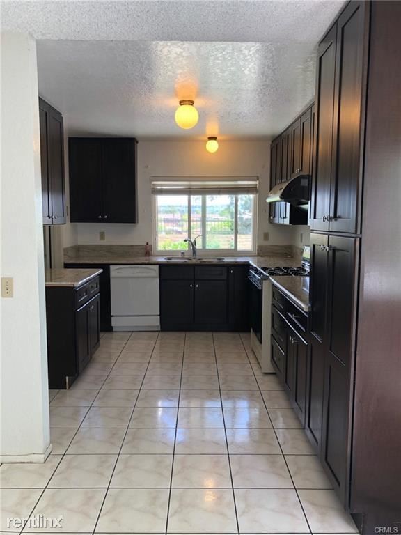 Foto del edificio - 4 br, 2 bath House - 19750 Camino Arroyo