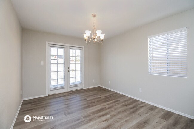 Building Photo - 3102 N 90th Ave
