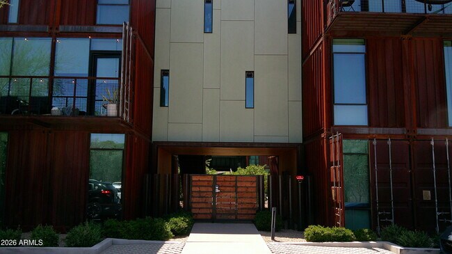 Foto del edificio - 1436 S Terrace Rd
