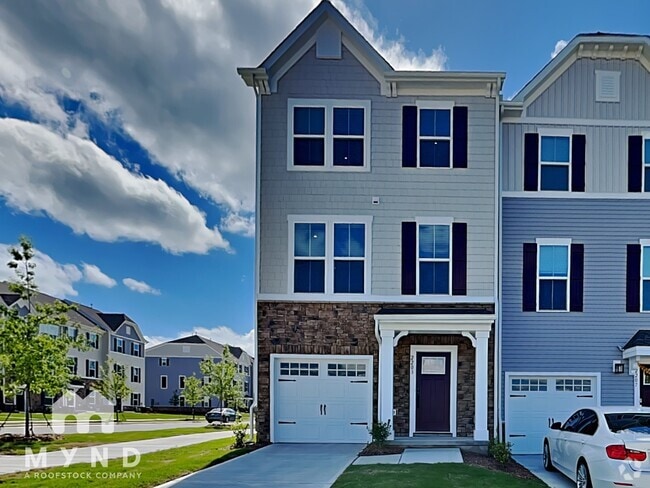 Building Photo - 2203 Doby Creek Ln