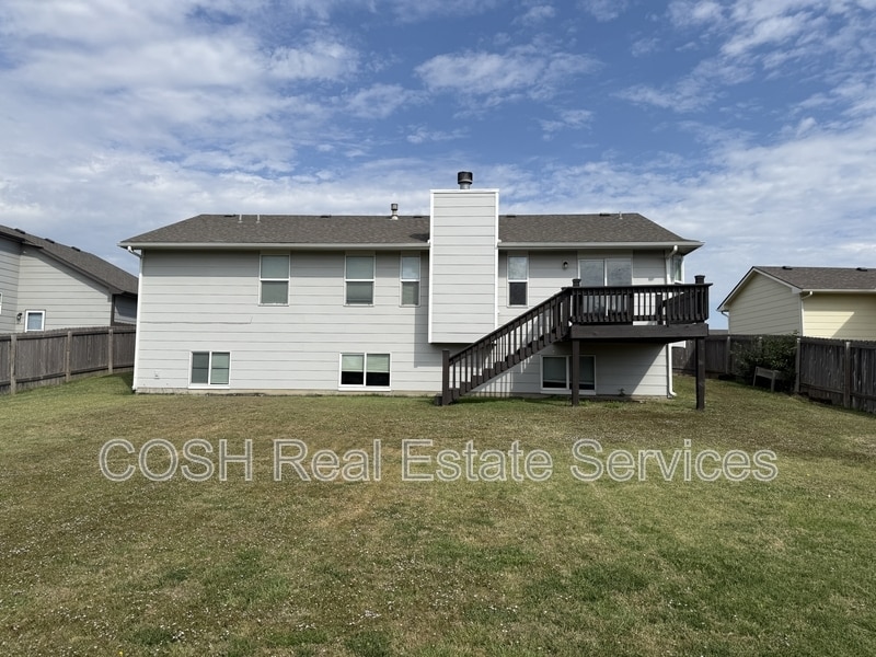 Foto del edificio - 816 S Longbranch Dr