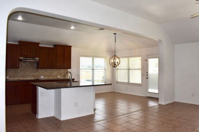 Building Photo - 1001 Emory Fields Cove