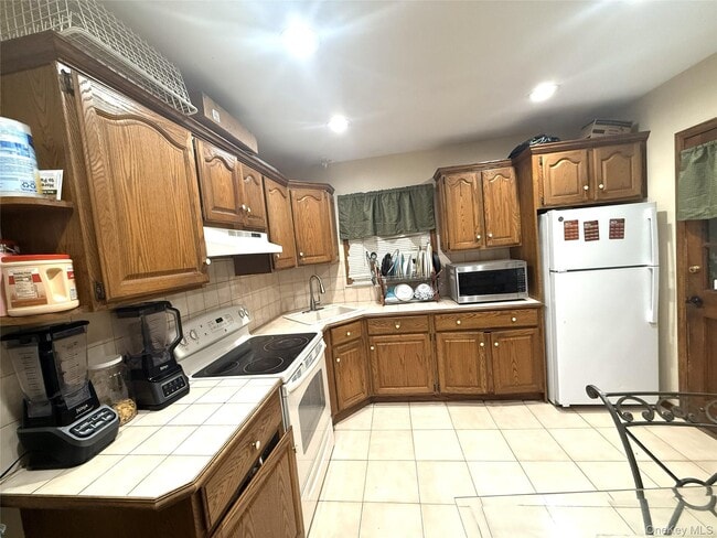 Foto del edificio - 7 Clarissa Dr