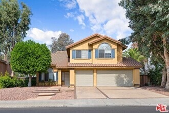 Building Photo - 39851 Ranchwood Dr