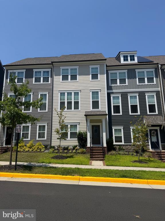 Building Photo - 1768 Hickory Wds Rd