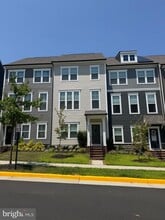 Building Photo - 1768 Hickory Wds Rd