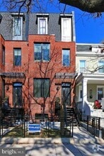 Building Photo - 523 Longfellow St NW