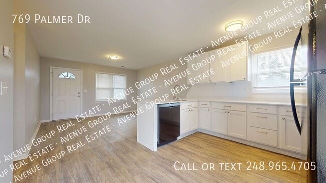 Building Photo - 769 Palmer Dr