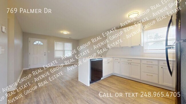 Foto del edificio - 769 Palmer Dr