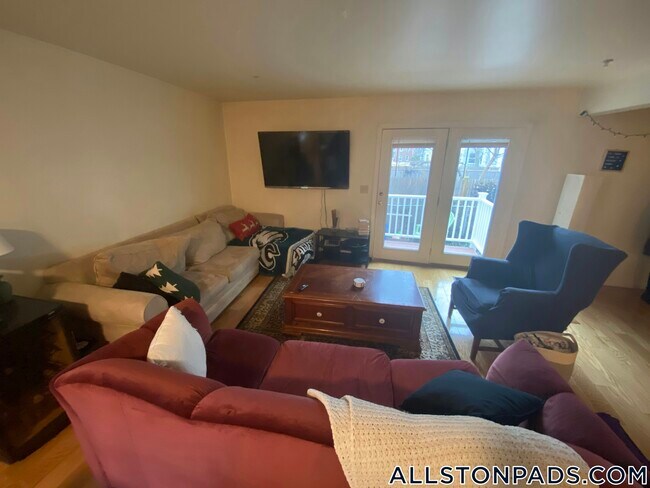 Foto del edificio - 36 Raymond St