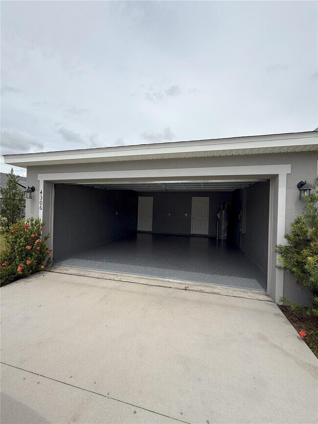 Foto del edificio - 4306 Swan St