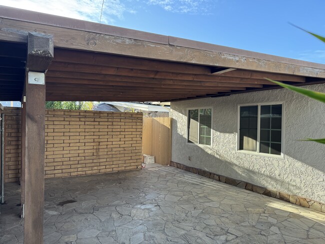 Building Photo - 3563 Promontory St