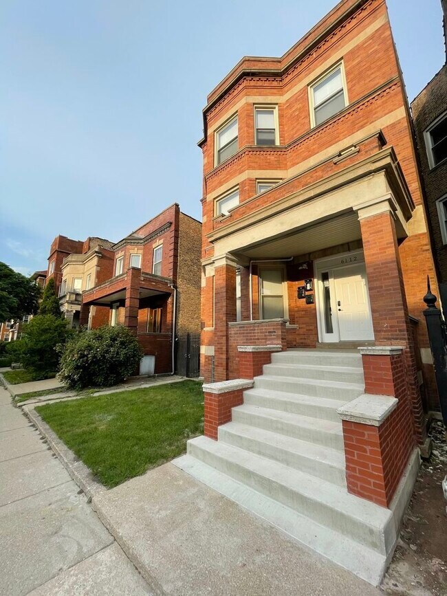 Foto del edificio - 6112 S Vernon Ave