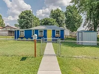 Building Photo - 3649 Tesson St