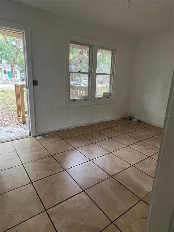 Foto del edificio - 5976 SE 115th St