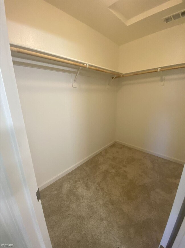 Building Photo - 3 br, 2 bath House - 784 Davinci St