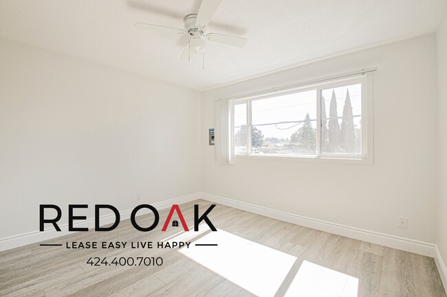 Building Photo - 111 W Del Amo Blvd