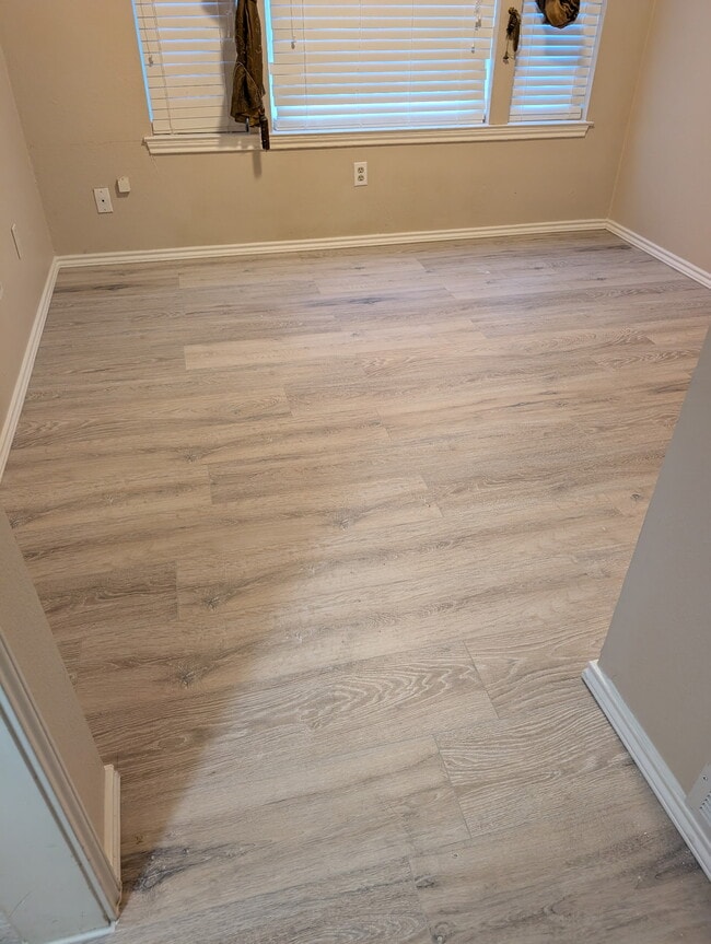 Building Photo - 2077 Sienna Trl