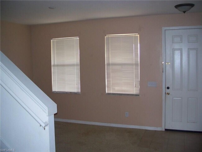 Foto del edificio - 216 NW 26th Ave