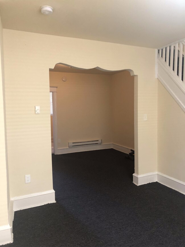 Building Photo - 5511 Blakemore St