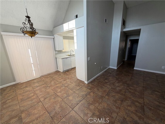 Foto del edificio - 14605 Woodland Dr