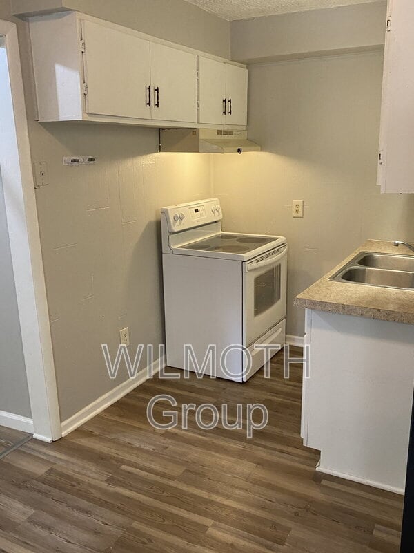 Foto del edificio - 210 Whitlock Ave