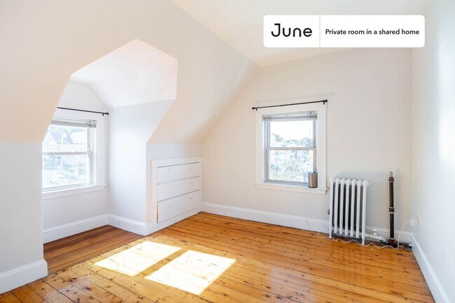 Foto del edificio - Room in Shared 7 bed/2 bath home in Brighton