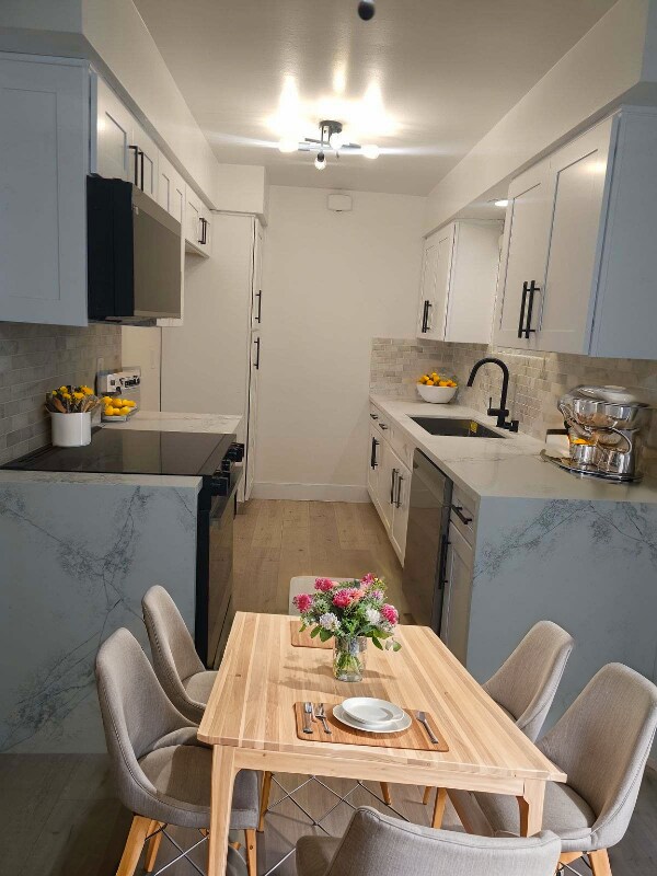 Foto del edificio - 12122 Bailey St