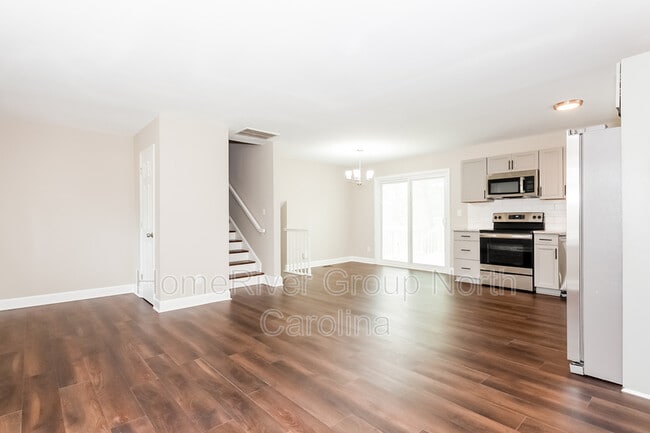 Building Photo - 1700 Dixon Rd