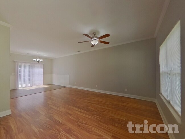 Foto del edificio - 117 W Nims Ave