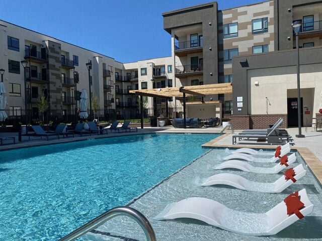 Building Photo - 23rd and Swift