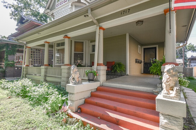 Building Photo - 1717 D St