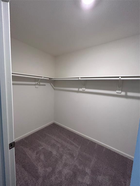 Foto del edificio - 688 Amesbury Rd