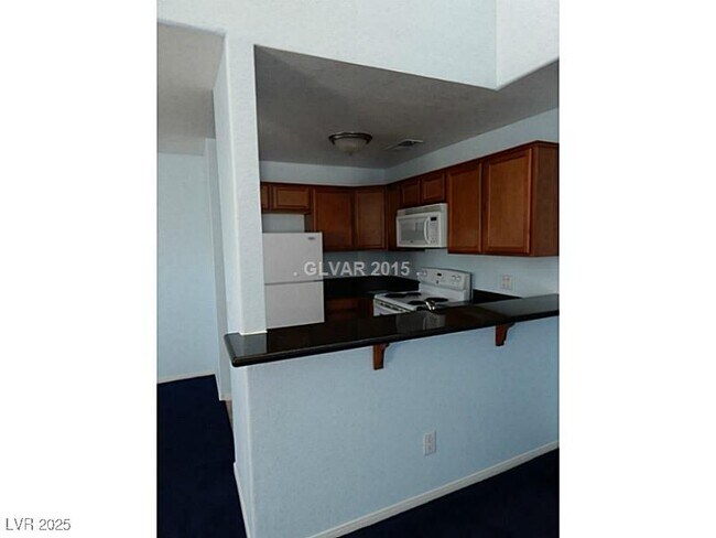 Building Photo - 3145 E Flamingo Rd