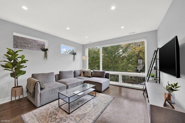 Foto del edificio - 2 br, 2 bath Condo - 1938 N Francisco Ave