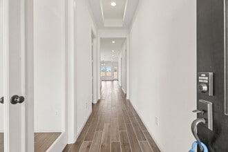 Building Photo - 4918 Morrison Dr