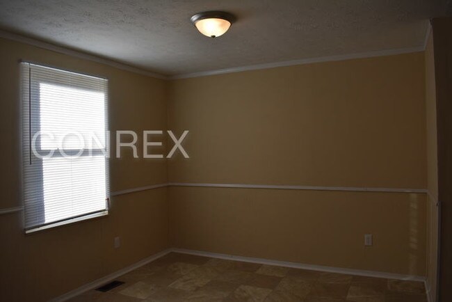 Building Photo - 11755 Elkwood Dr