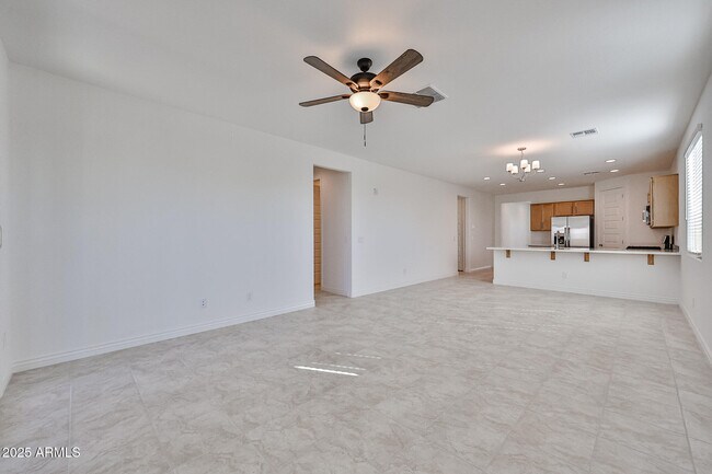 Foto del edificio - 8742 W Pasadena Ave