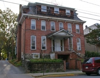 Primary Photo - 255 Washington St
