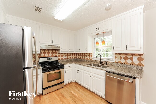 Foto del edificio - 4945 Bent Creek Ct