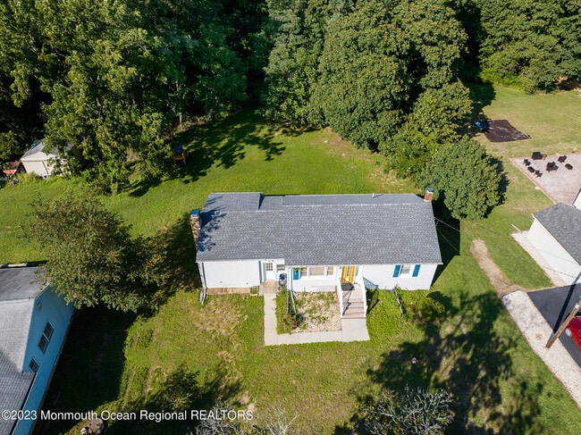 Building Photo - 146 Millhurst Rd