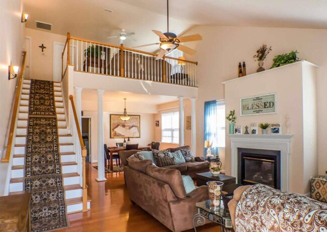 Building Photo - 378 Bayberry Way