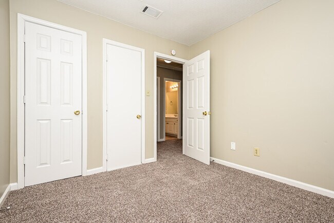 Foto del edificio - Fantastic 3bd/1.5ba home! Let yourself in!