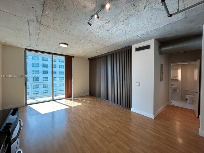 Building Photo - 690 SW 1st Ct