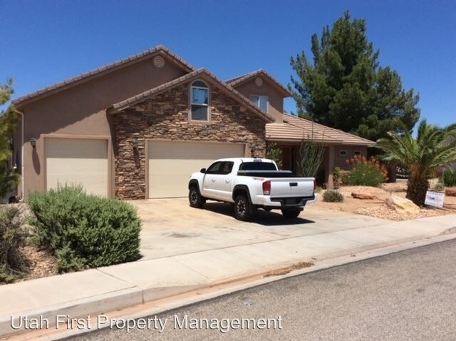 Primary Photo - 5 br, 4 bath House - 3520 Sagebrush Dr