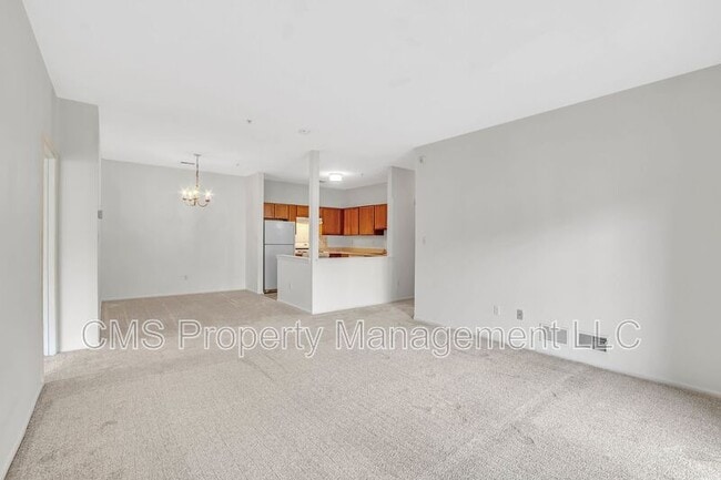 Building Photo - 524 Coppola Dr