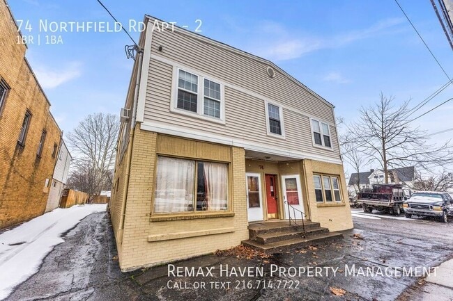 Foto del edificio - 74 Northfield Rd