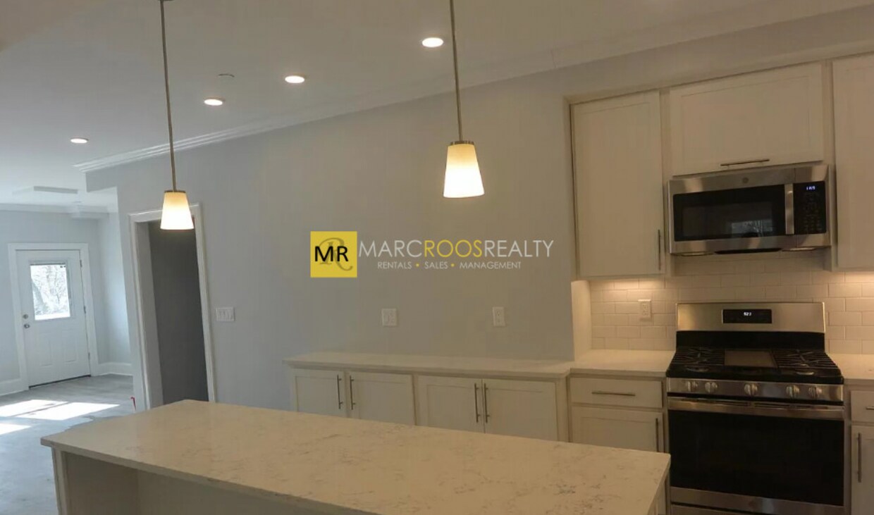 Foto principal - 140 Kenrick St