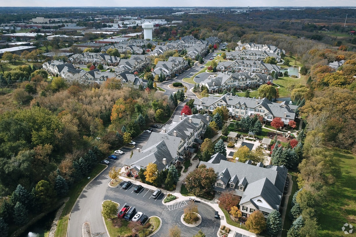 The Villages at Canterfield Apartments 50 Canterfield Pky W West