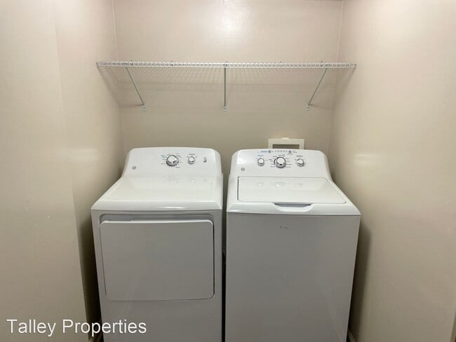 Building Photo - 2 br, 1 bath House - 524 Park Street - ELT